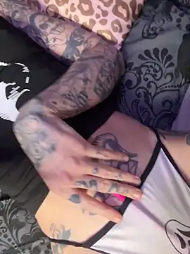 MissMidnightUK online show from November 25, 12:22 am