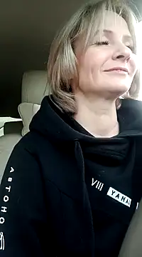 Milen Milf online show from December 15, 8:30 am