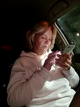 Milen Milf online show from December 2, 5:10 pm