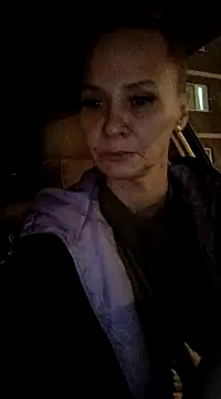 Milen Milf online show from December 4, 3:15 pm