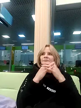 Milen Milf online show from December 13, 1:33 pm