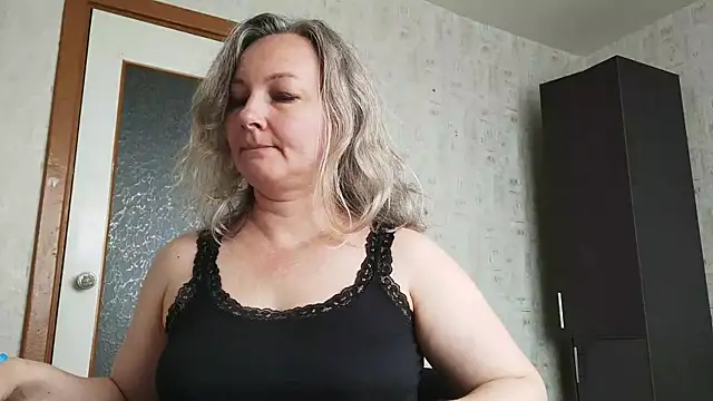 EdithManning online show from July 19, 6:22 am