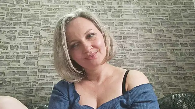 Snapshot of EdithManning chatting on March 10, 12:17 pm EdithManning online show from March 10, 12:17 pm