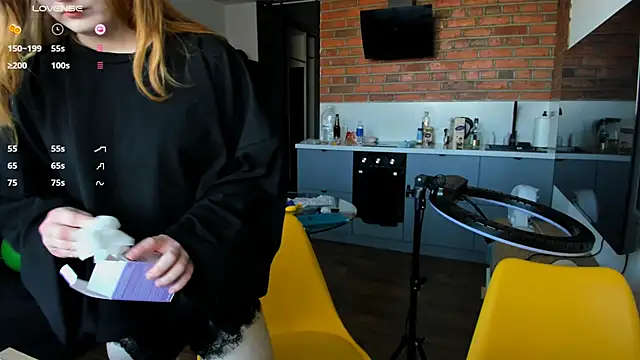 princessaalicc online show from February 7, 9:26 am