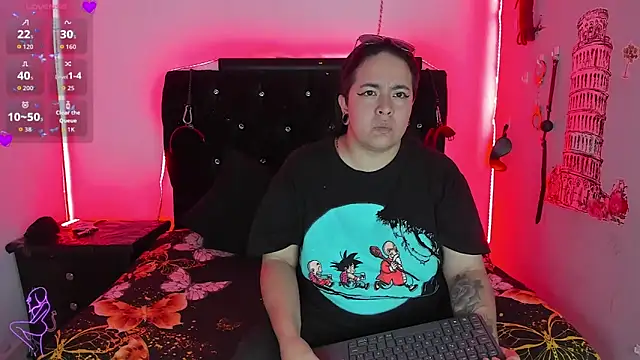 katieeandsharonn online show from April 9, 10:54 am