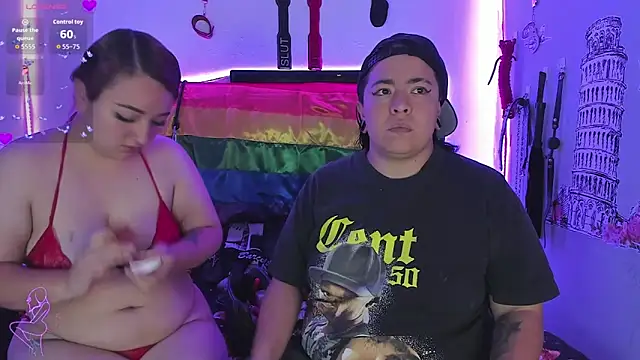 katieeandsharonn online show from June 18, 12:54 pm