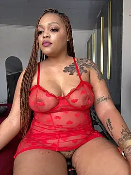 Snapshot of Naughty-Mel chatting on October 31, 7:16 am Naughty-Mel online show from October 31, 7:16 am