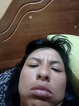 Snapshot of maria_lasexy chatting on November 23, 11:31 am maria lasexy online show from November 23, 11:31 am