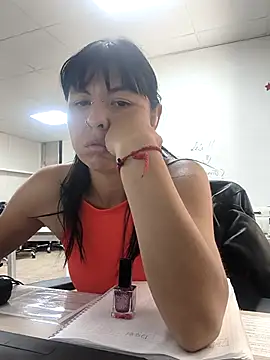 Snapshot of maria_lasexy chatting on January 14, 12:31 pm maria lasexy online show from January 14, 12:31 pm