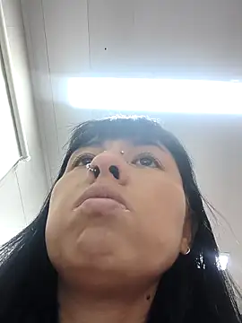 Snapshot of maria_lasexy chatting on February 18, 12:23 pm maria lasexy online show from February 18, 12:23 pm