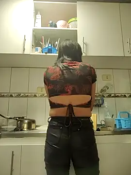 Snapshot of maria_lasexy chatting on October 31, 10:05 pm maria lasexy online show from October 31, 10:05 pm