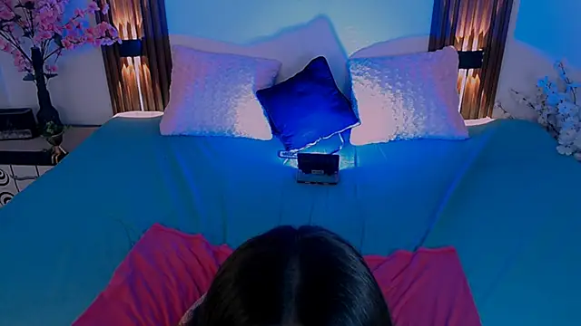 AmyHE online show from March 21, 10:52 am