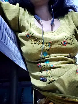 Snapshot of Hot-Anuska chatting on September 10, 4:06 pm Hot-Anuska online show from September 10, 4:06 pm