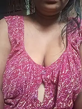 Snapshot of Hot-Anuska chatting on February 26, 9:55 am Hot-Anuska online show from February 26, 9:55 am