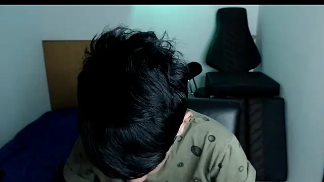 Snapshot of Zack_Kingg chatting on February 26, 3:45 pm Zack Kingg online show from February 26, 3:45 pm