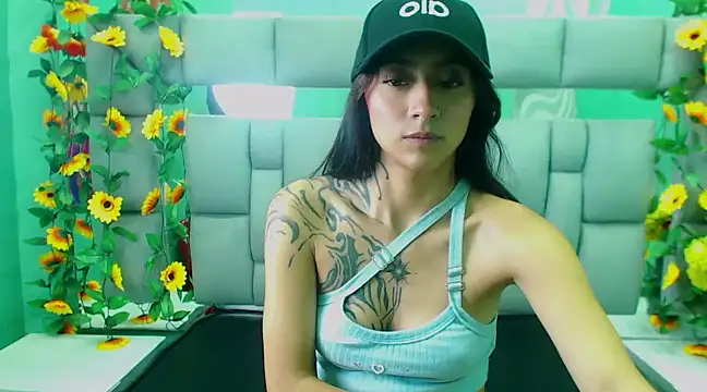 Snapshot of Miaa_Thopmson chatting on March 11, 7:25 pm Miaa Thopmson online show from March 11, 7:25 pm