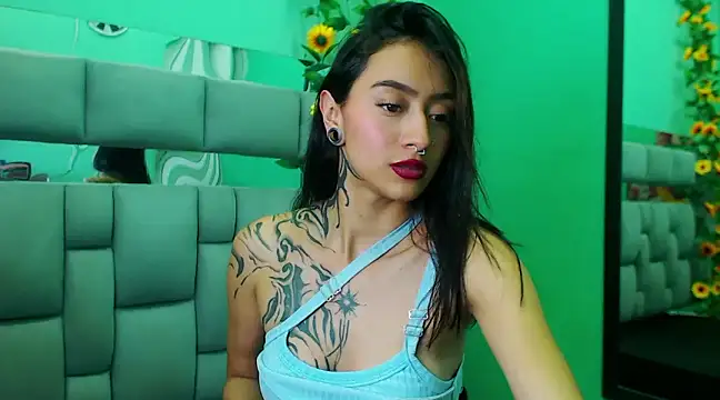 Snapshot of Miaa_Thopmson chatting on March 11, 10:31 pm Miaa Thopmson online show from March 11, 10:31 pm