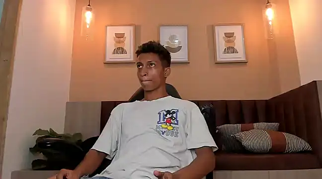 wolf james123 online show from February 15, 6:12 pm