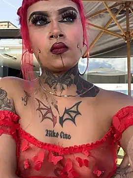 LianSux online show from December 31, 5:07 pm