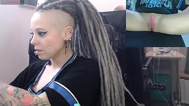 EdgesOfReality online show from January 12, 11:17 am