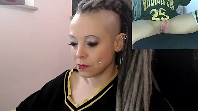 EdgesOfReality online show from January 13, 9:57 am