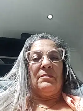 Snapshot of miisevvie_ chatting on March 2, 8:59 am miisevvie online show from March 2, 8:59 am