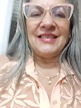 Snapshot of miisevvie_ chatting on March 2, 2:41 am miisevvie online show from March 2, 2:41 am
