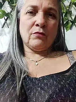 Snapshot of miisevvie_ chatting on March 11, 8:41 am miisevvie online show from March 11, 8:41 am