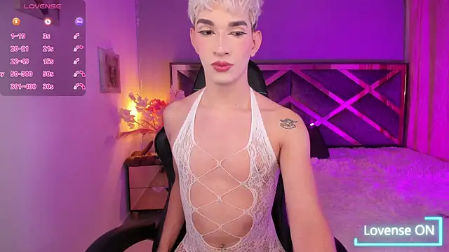 Cherry zayden  online show from January 18, 8:45 pm