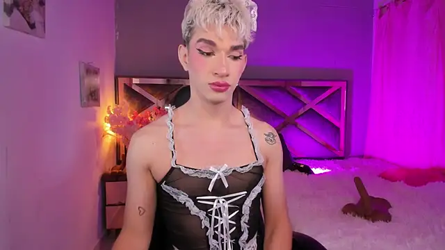 Cherry zayden  online show from April 1, 8:50 pm