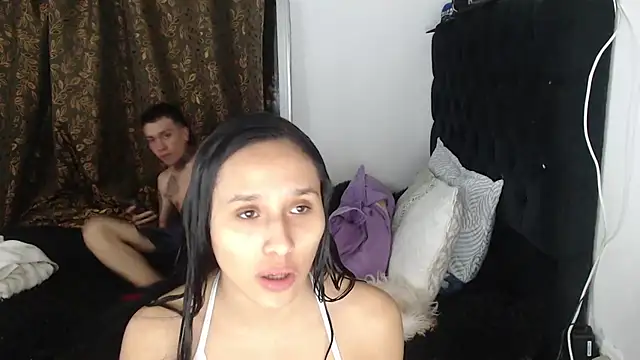 Snapshot of Kitty_and_jake chatting on November 22, 6:23 am Kitty and jake online show from November 22, 6:23 am