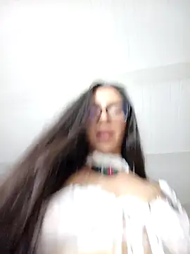 Snapshot of MissAfroditha chatting on December 13, 9:43 pm MissAfroditha online show from December 13, 9:43 pm