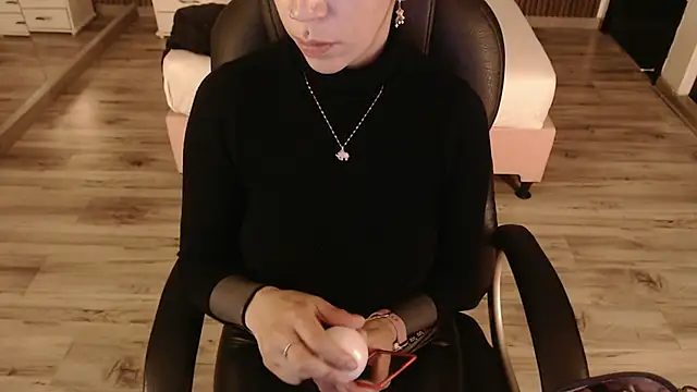 Sam mansson66 online show from November 13, 1:37 pm