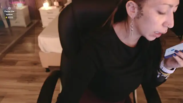 Sam mansson66 online show from December 16, 1:37 pm