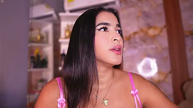 zoey-fox online show from March 11, 11:10 pm