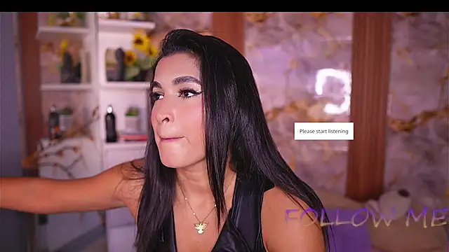 zoey-fox online show from March 15, 2:18 am