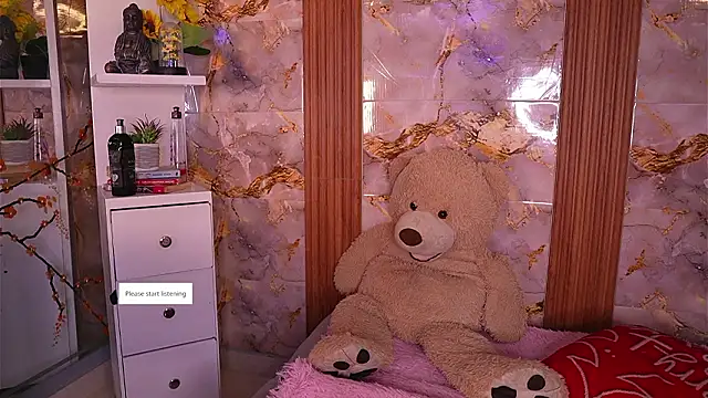 zoey-fox online show from February 5, 11:11 pm