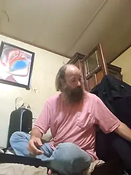 Snapshot of Beyond1978 chatting on October 31, 11:22 pm Beyond1978 online show from October 31, 11:22 pm