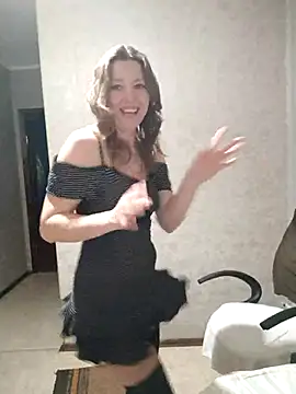 Snapshot of VselenaSun402 chatting on March 6, 4:49 pm VselenaSun402 online show from March 6, 4:49 pm
