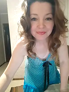 Snapshot of VselenaSun402 chatting on March 2, 2:04 pm VselenaSun402 online show from March 2, 2:04 pm