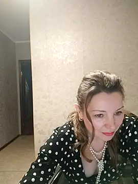 Snapshot of VselenaSun402 chatting on March 13, 8:15 am VselenaSun402 online show from March 13, 8:15 am