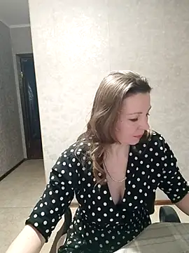 Snapshot of VselenaSun402 chatting on February 27, 3:15 pm VselenaSun402 online show from February 27, 3:15 pm