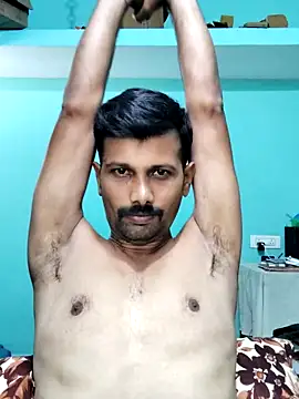 Snapshot of Tamildickxxx chatting on December 10, 3:51 am Tamildickxxx online show from December 10, 3:51 am