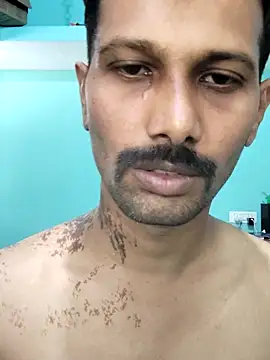 Snapshot of Tamildickxxx chatting on December 9, 4:12 am Tamildickxxx online show from December 9, 4:12 am