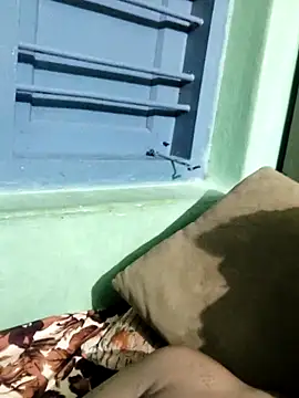 Snapshot of Tamildickxxx chatting on September 24, 8:43 am Tamildickxxx online show from September 24, 8:43 am