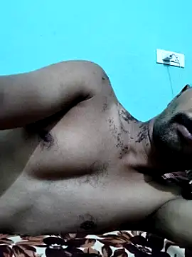 Snapshot of Tamildickxxx chatting on December 4, 9:34 am Tamildickxxx online show from December 4, 9:34 am