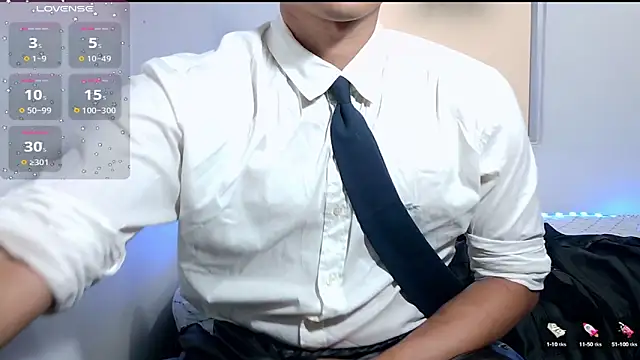 Snapshot of angelbianchii chatting on October 15, 6:27 pm angelbianchii online show from October 15, 6:27 pm