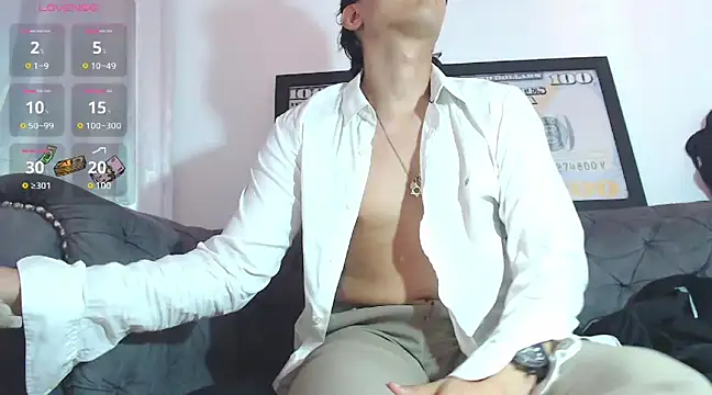 Snapshot of angelbianchii chatting on December 9, 7:50 pm angelbianchii online show from December 9, 7:50 pm