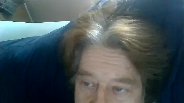 Snapshot of frankie7inch chatting on June 21, 4:13 pm frankie7inch online show from June 21, 4:13 pm