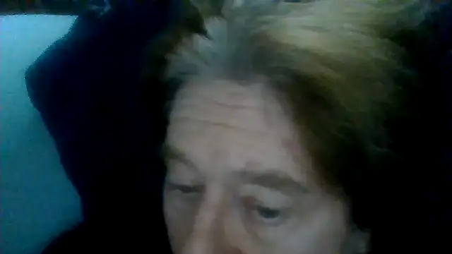 Snapshot of frankie7inch chatting on June 3, 10:38 am frankie7inch online show from June 3, 10:38 am